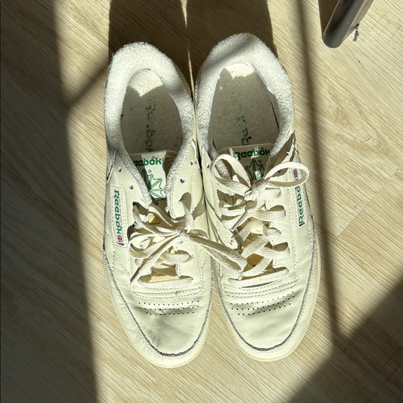 Reebok Off-White Classic Sneakers - Picture 3 of 10